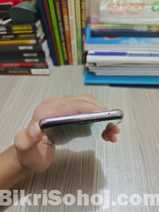 Vivo V20